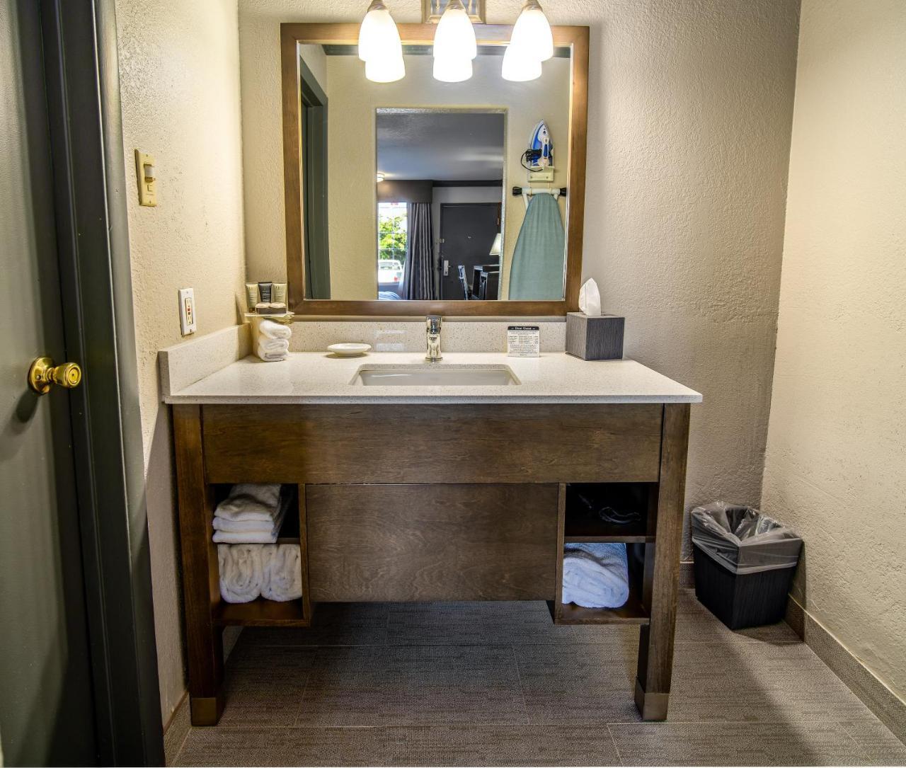 Willow Tree Inn Los Angeles- Near Stub Hub Center Compton Eksteriør bilde